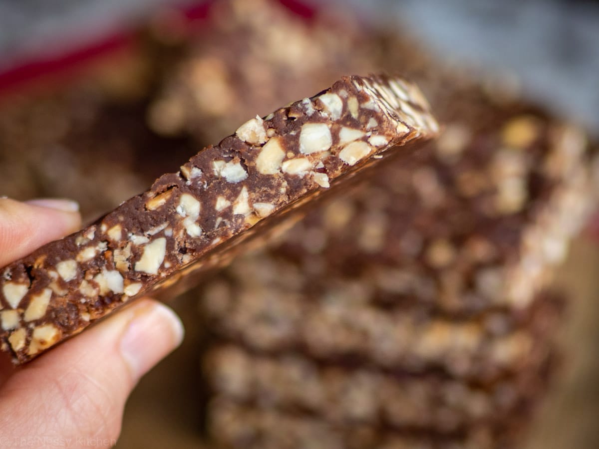 Eatmore Bars (Healthy Copycat) - The Nessy Kitchen