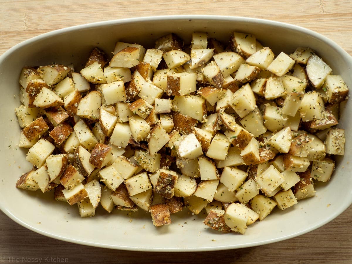 Potatoes mixed with seasonings, butter and oil.