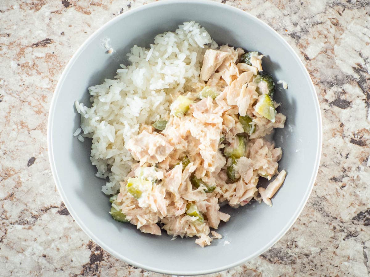 Tuna and rice in a bowl.