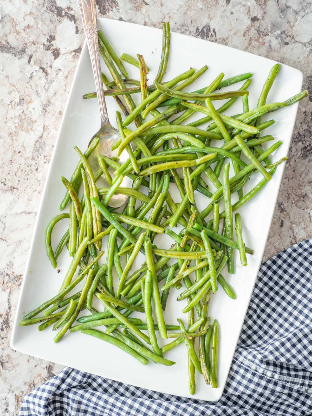 Serving plate with green beans.