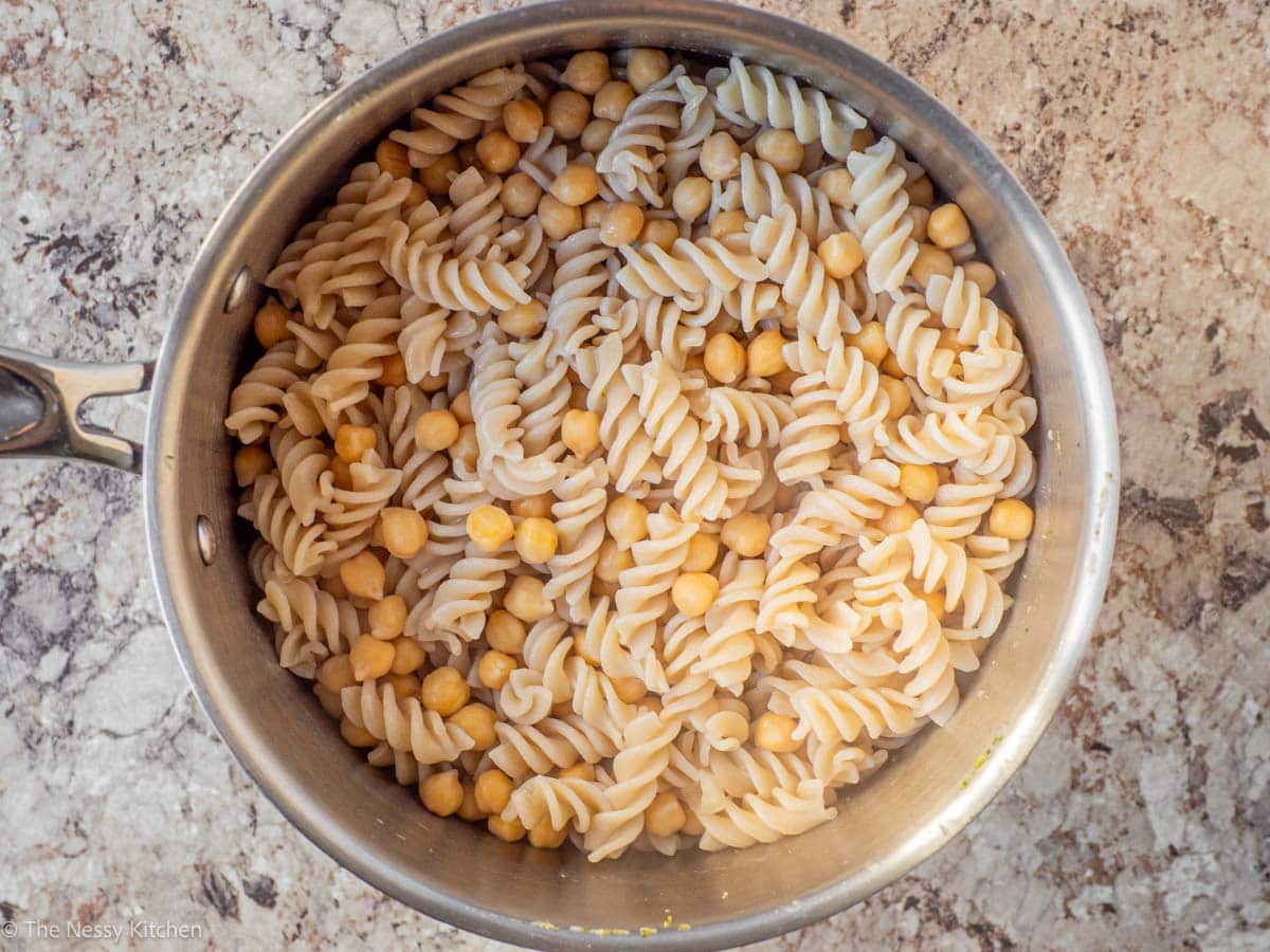 Pasta in a pot.