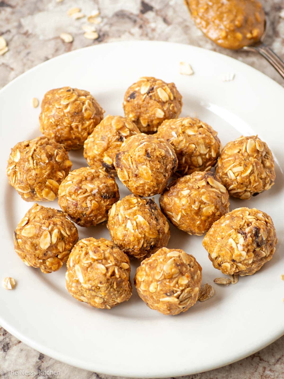 Plate of peanut butter oat energy balls.